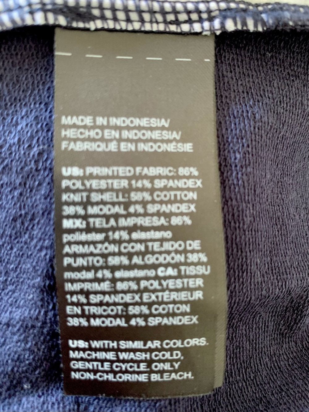 NWT Chico's Top Zenergy Mixed Print Tunic Medium - Picture 6 of 10